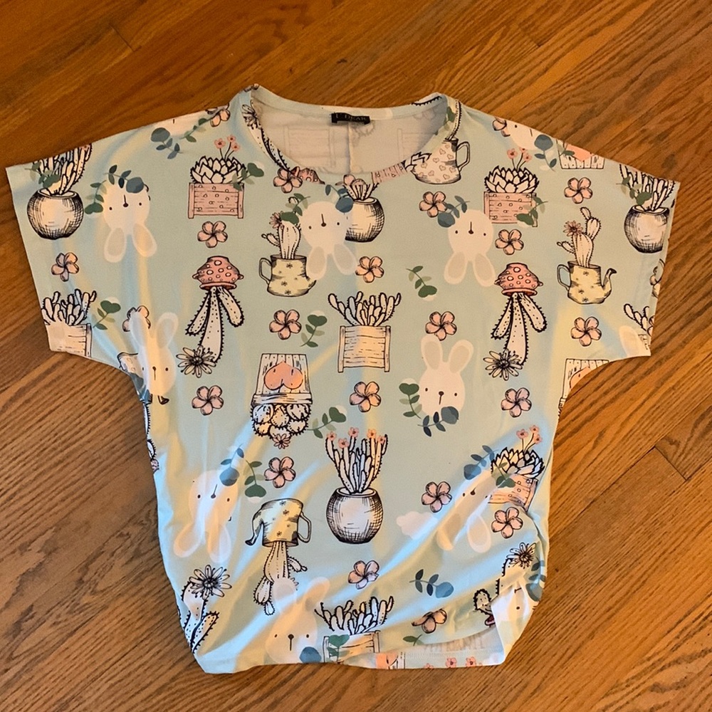 NWOT Satiny Soft Bunny and Cactus Top